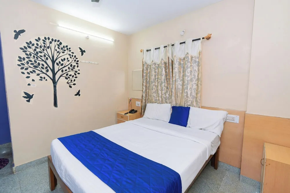 Chikkajala: Hotel Natasha Regency