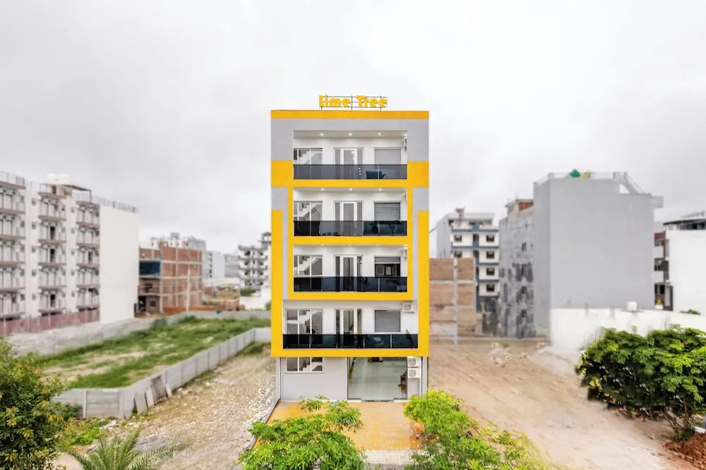 Гуруграм: Lime Tree Hotel Genpact Vatika Chowk