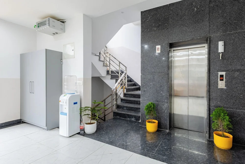 Гуруграм: Lime Tree Hotel Genpact Vatika Chowk