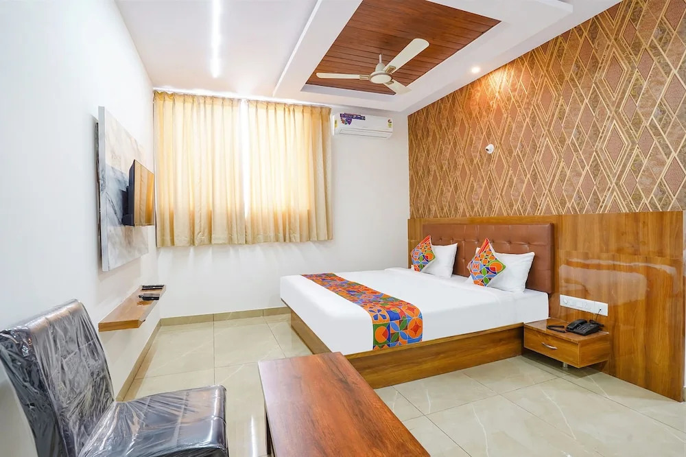 Бангалор: Fabhotel Platinum Palace