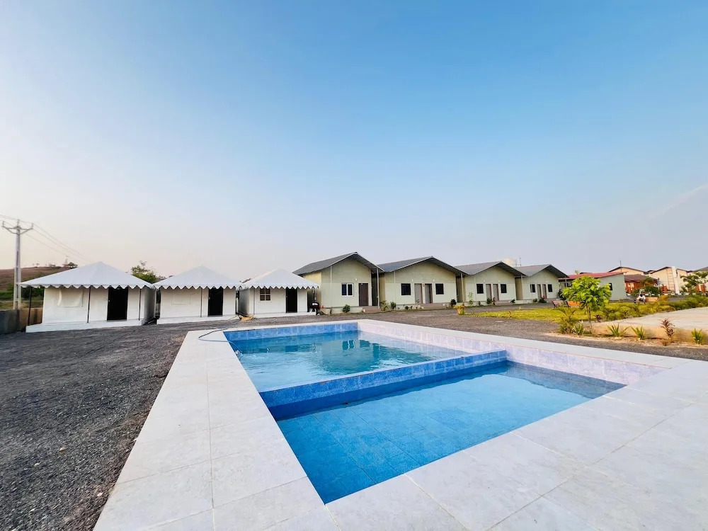 Гарудешвар: Unity Sunrise Resort