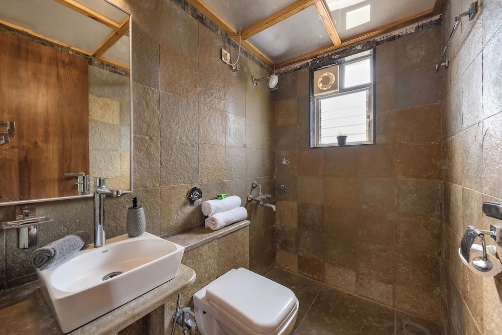 Амби Вэлли Сити: CosmicStays GreyStone Villa Mountain View & Dam