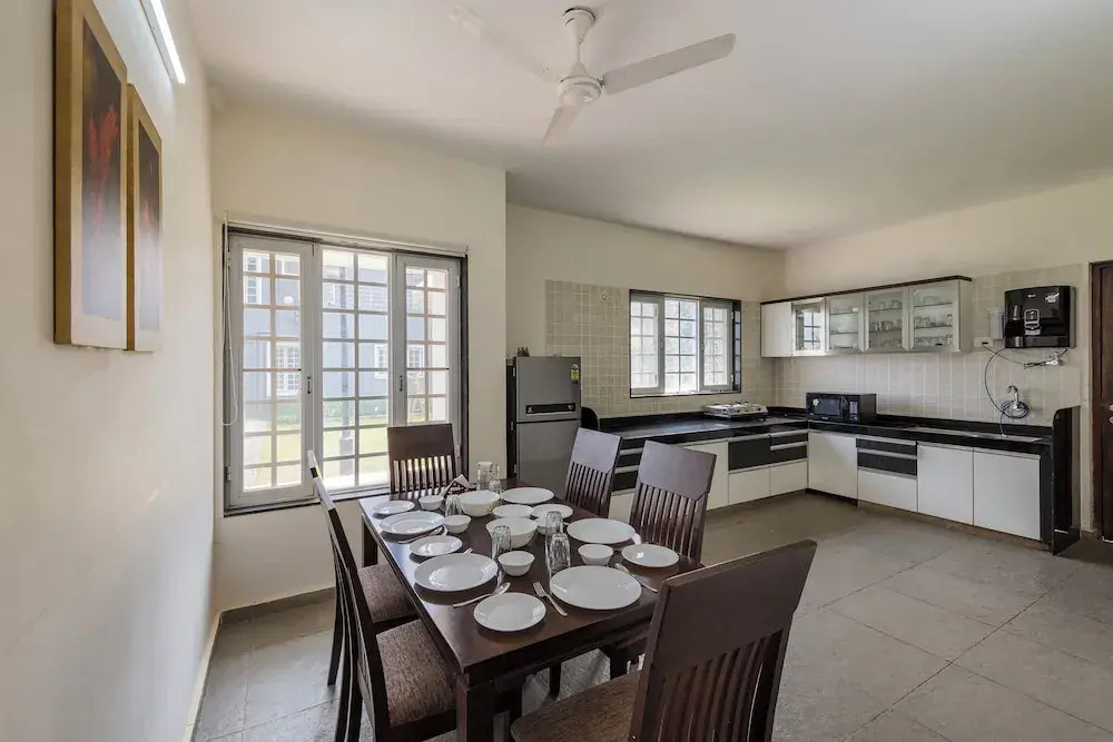 Амби Вэлли Сити: CosmicStays GreyStone Villa Mountain View & Dam