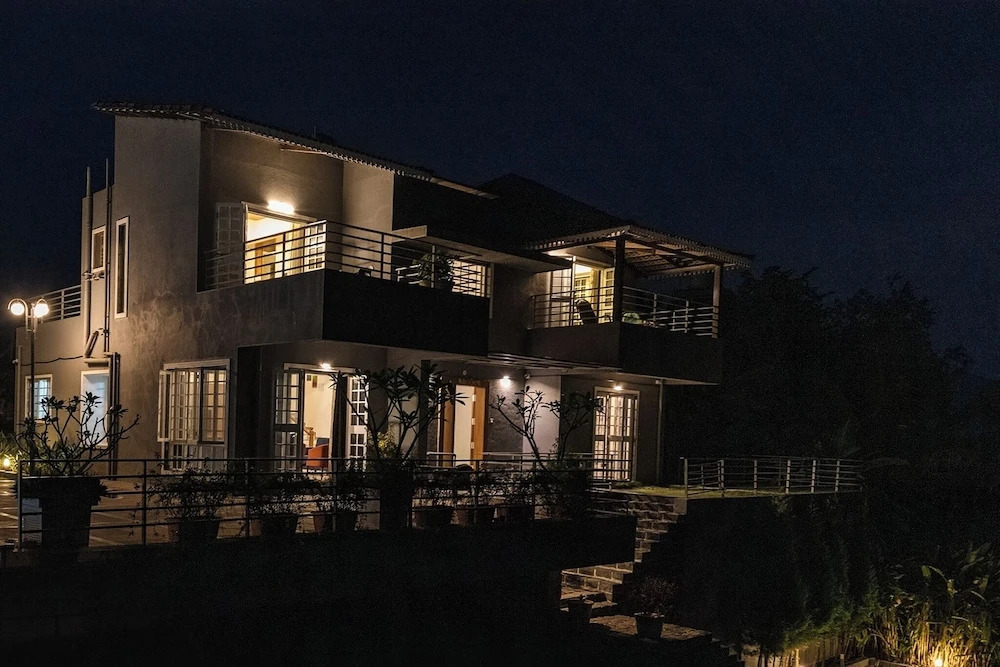 Амби Вэлли Сити: CosmicStays GreyStone Villa Mountain View & Dam