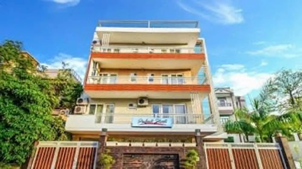 Parfait Street 2bhk Srvc Apartment Horizon Cnter — фото 1