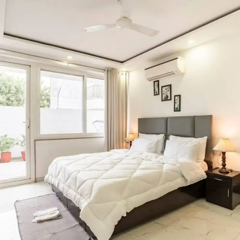 Гуруграм: Medical Friendly 2 BR Near Fortis Parfait Street