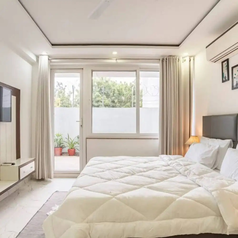 Medical Friendly 2 BR Near Fortis Parfait Street — фото 5