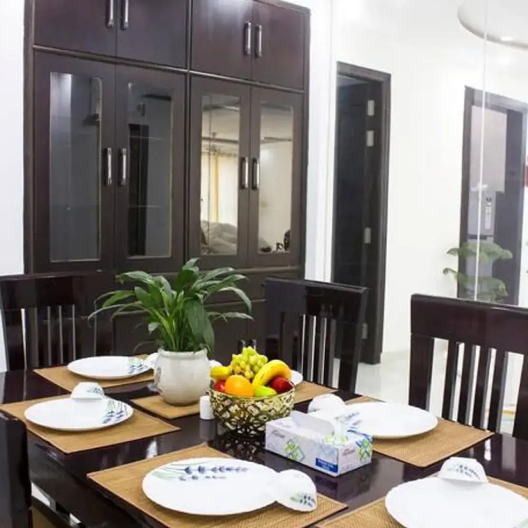 Гуруграм: Parfait Street 3bhk Service Apartment Near Fortis
