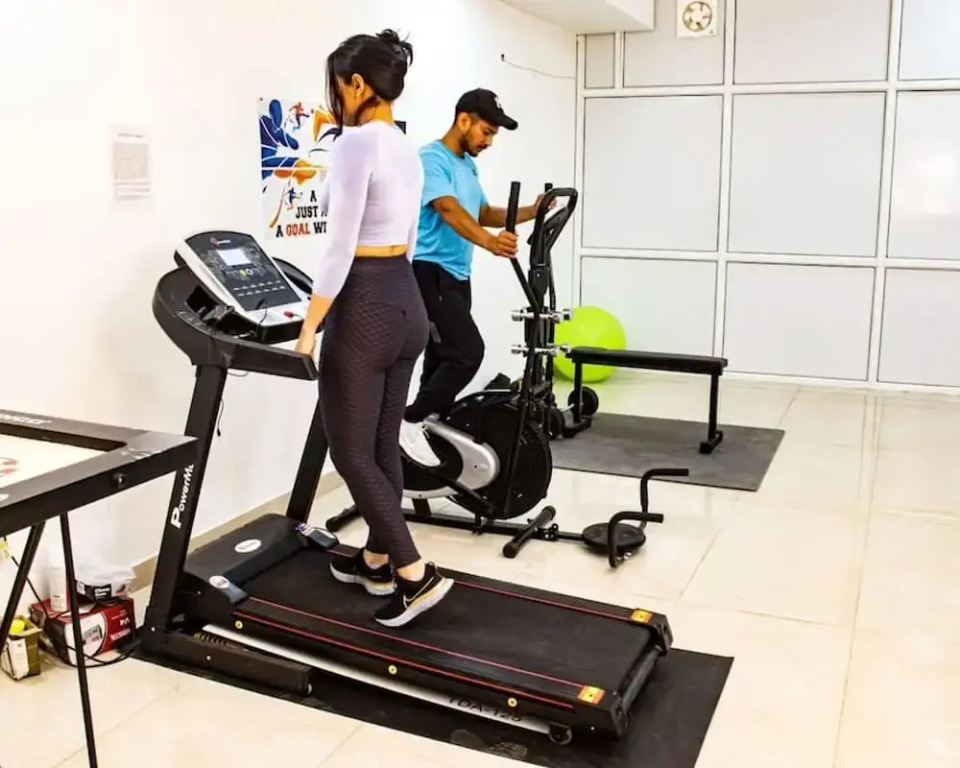 Гуруграм: Parfaitstreet Studio Serviced Apartment With Gym