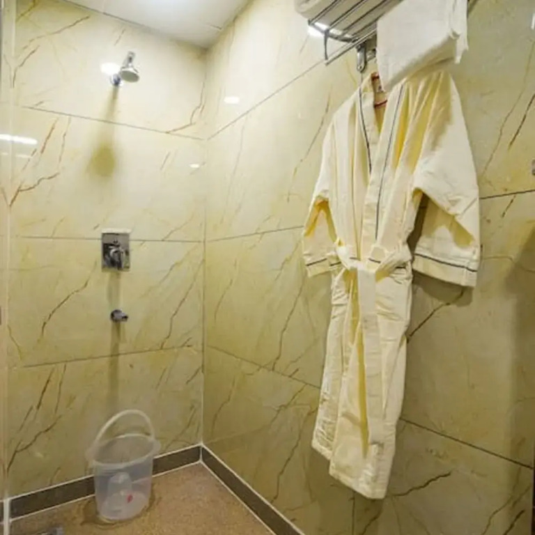 Гуруграм: Studio Serviced Apartment With Gym