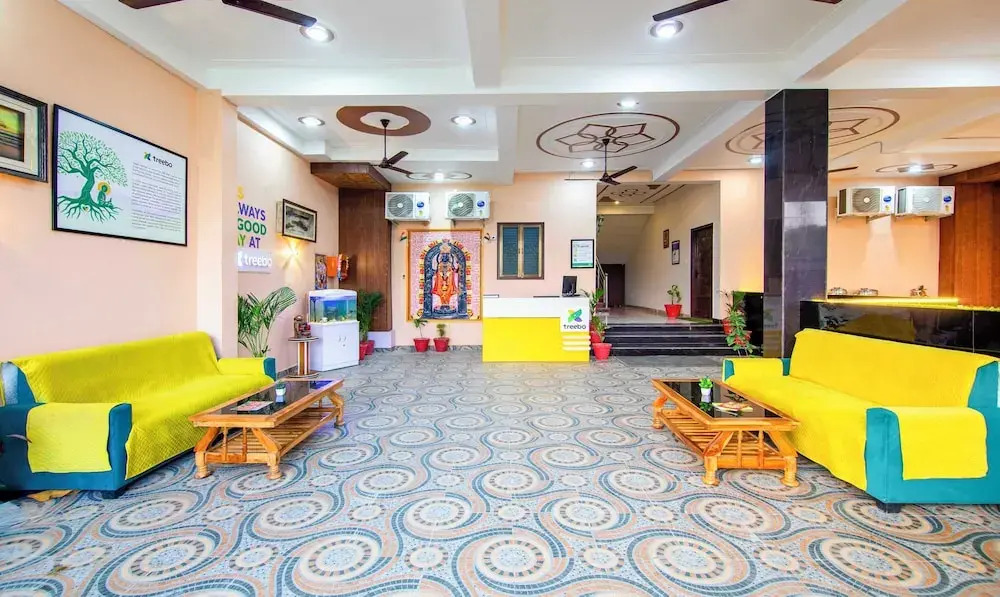 Файзабад: Treebo Ramayan Suites Ayodhya