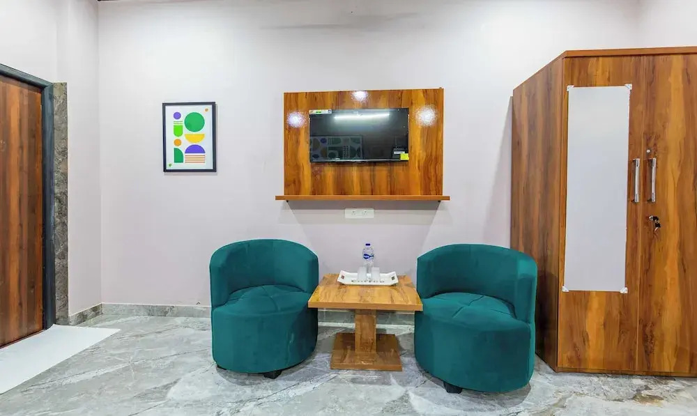 Файзабад: Treebo Ramayan Suites Ayodhya
