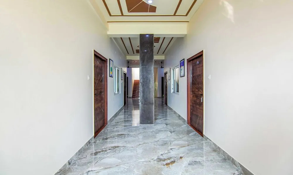 Файзабад: Treebo Ramayan Suites Ayodhya