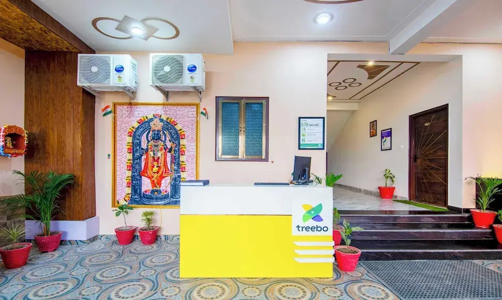 Файзабад: Treebo Ramayan Suites Ayodhya