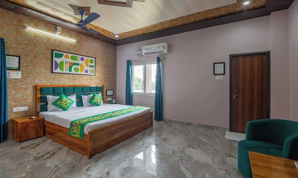 Файзабад: Treebo Ramayan Suites Ayodhya