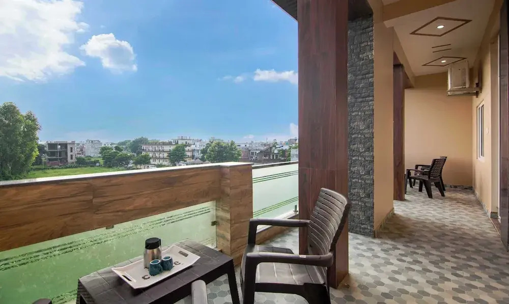 Файзабад: Treebo Ramayan Suites Ayodhya