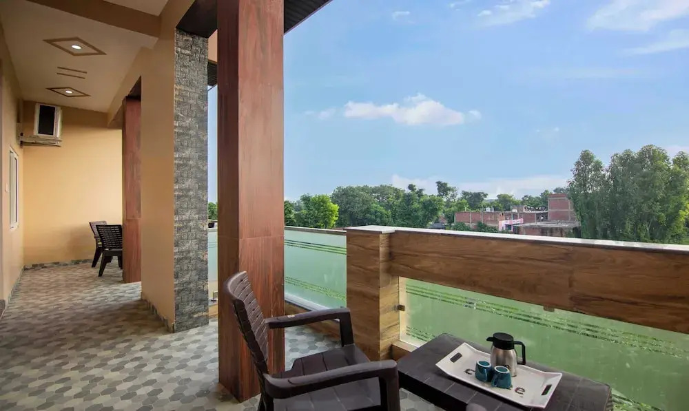 Файзабад: Treebo Ramayan Suites Ayodhya