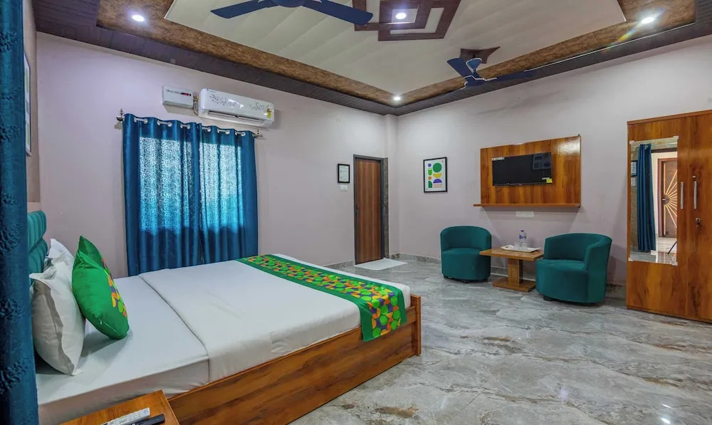 Файзабад: Treebo Ramayan Suites Ayodhya