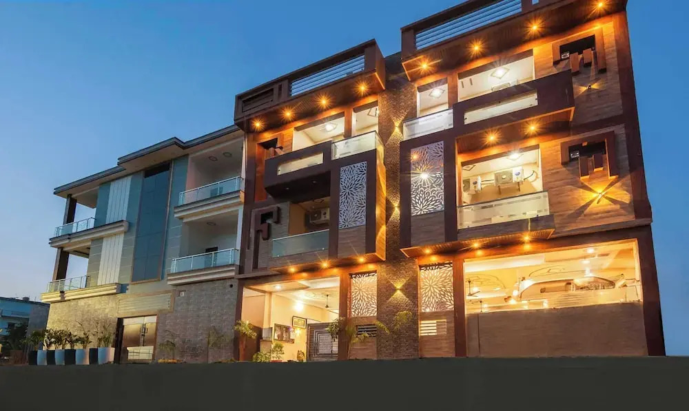 Файзабад: Treebo Ramayan Suites Ayodhya