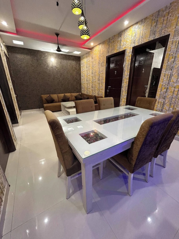 Панчкула: Entire 3bhk Luxury Flat in Zirakpur-panchkula-chandigarh-mohali, Punjab, India