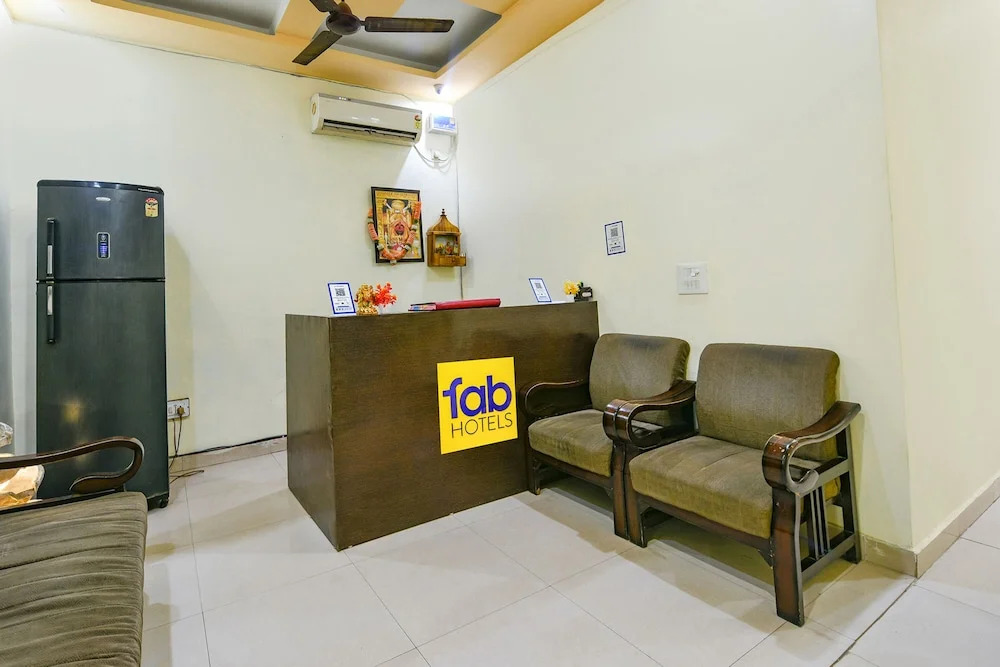 Фаридабад: Fabhotel Lake View I