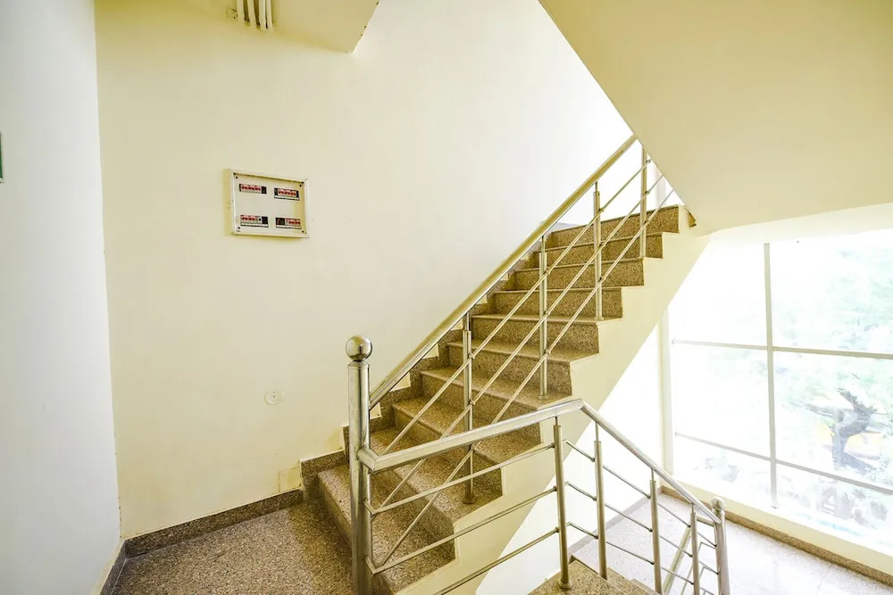 Фаридабад: Fabhotel Lake View I
