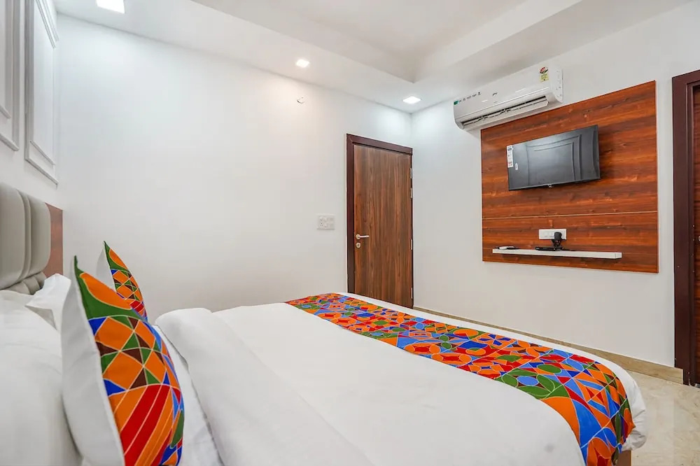 Газиабад: Fabhotel Amayra Inn