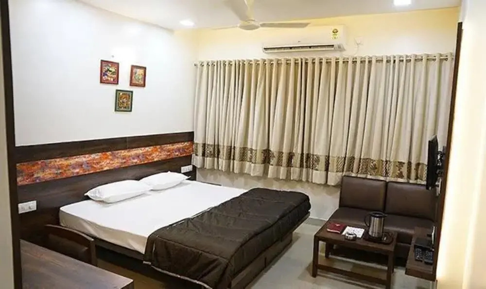 Нагпур: Fabhotel Rajdhani Ii