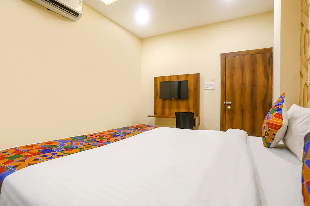 Нагпур: FabHotel Dreamz Inn