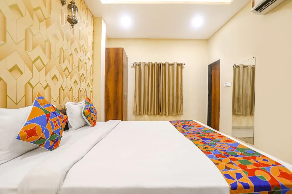 Нагпур: FabHotel Dreamz Inn