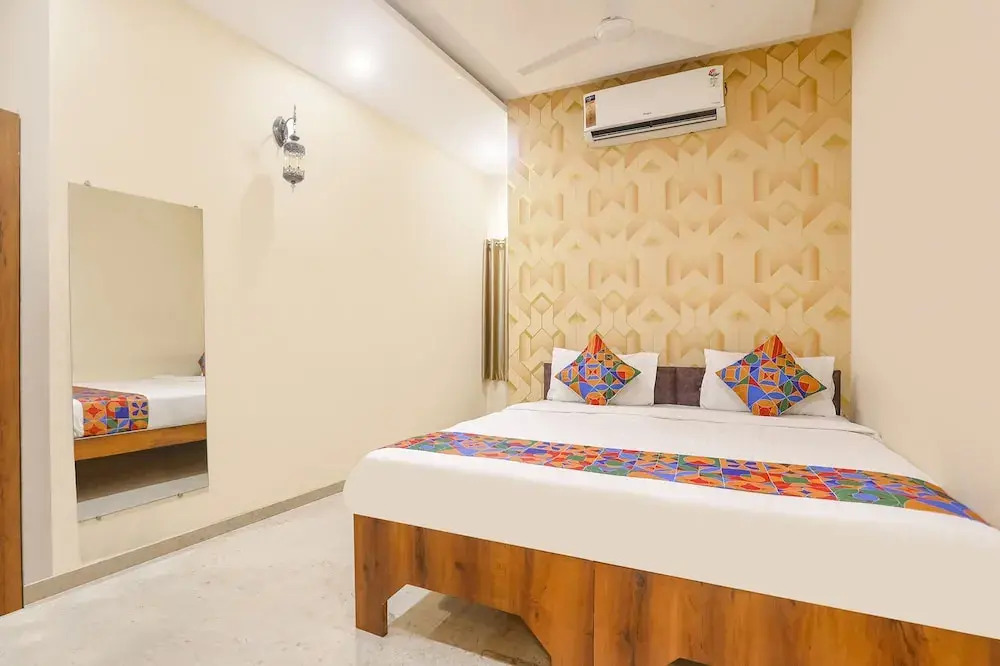 Нагпур: FabHotel Dreamz Inn