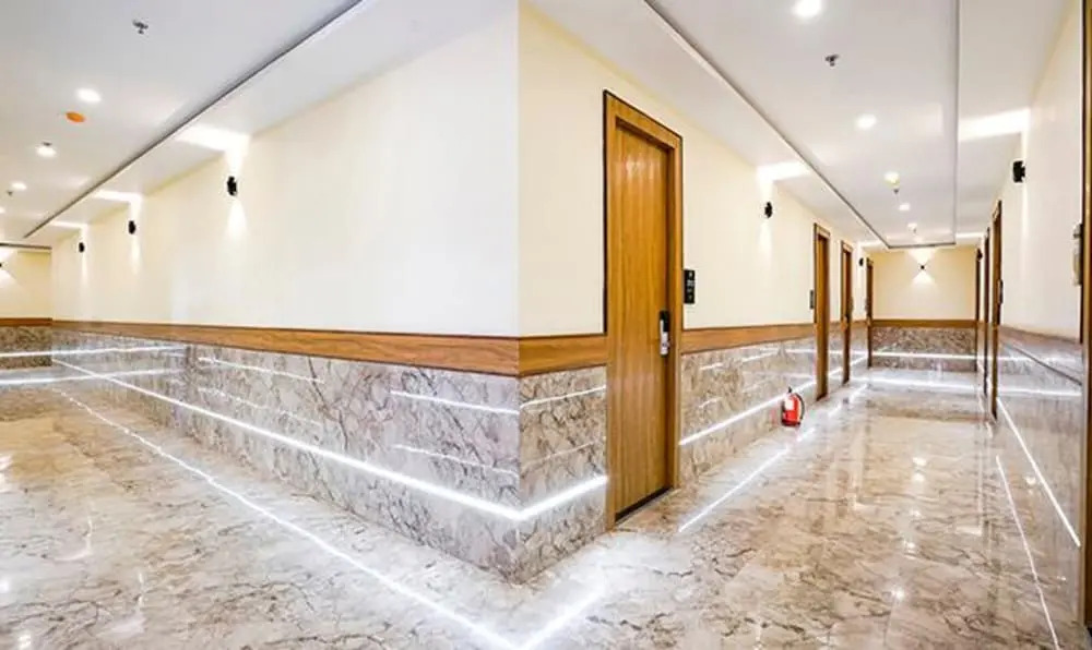 Мумбаи: Fabhotel 7 Square