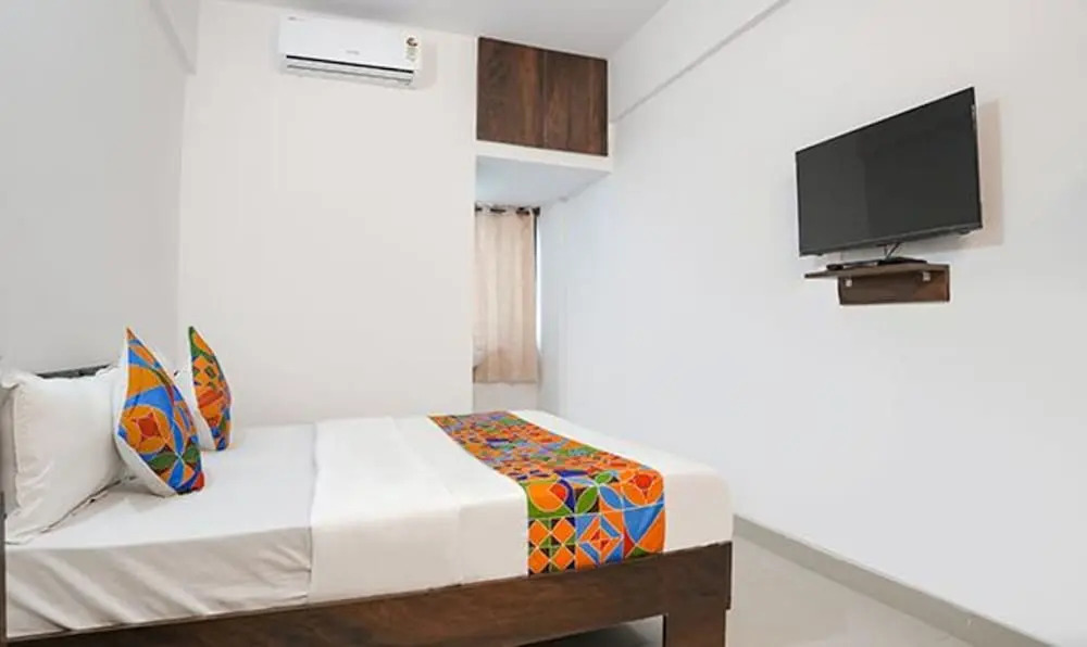 Бангалор: Fabhotel Blissfull Stay