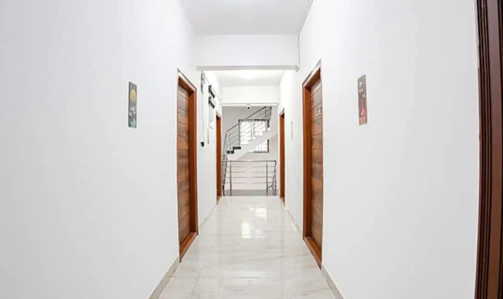 Бангалор: Fabhotel Blissfull Stay