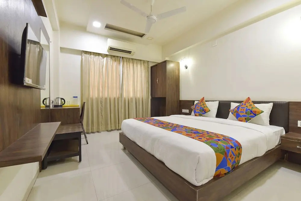 Ахмедабад: Fabhotel A1 Plaza