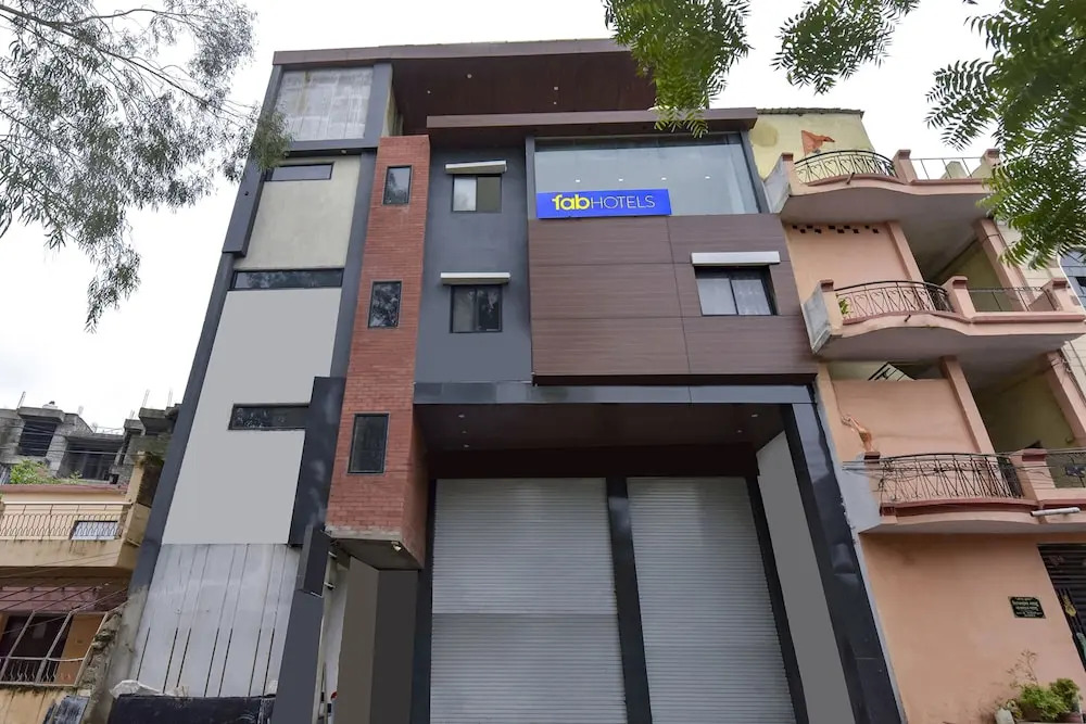Индаур: Fabhotel Grand Vista
