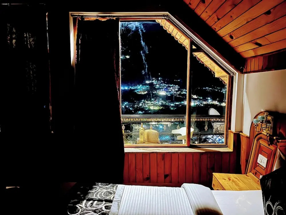 Манали: 6th Element Cottages