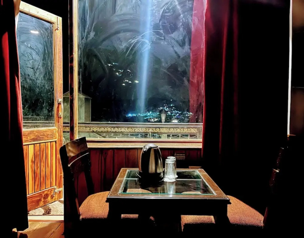 Манали: 6th Element Cottages