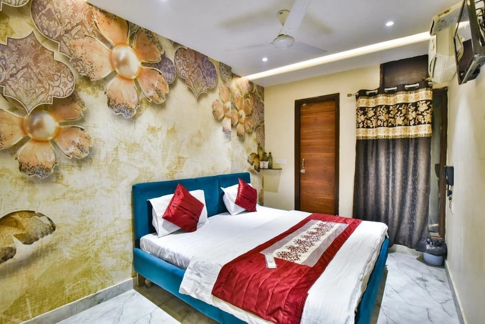 Файзабад: Goroomgo Shree Raj Homestay Ayodhya