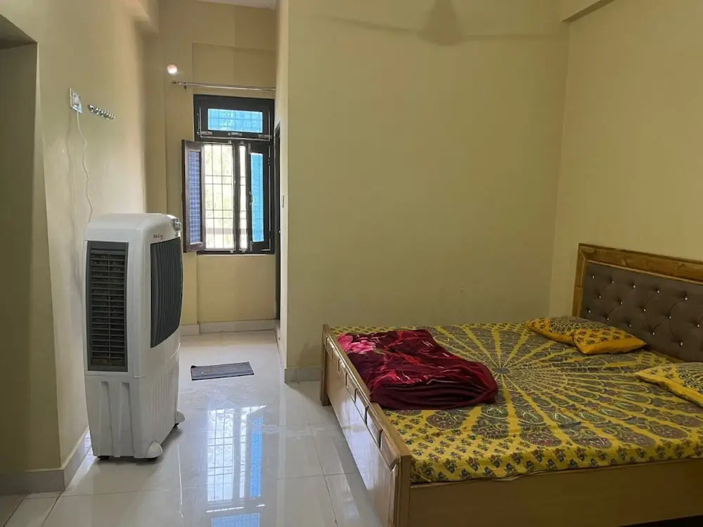 Файзабад: Goroomgo Shree Raj Homestay Ayodhya