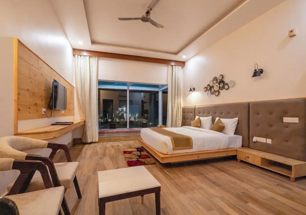 Наинитал: Corbett The Regnum Resort
