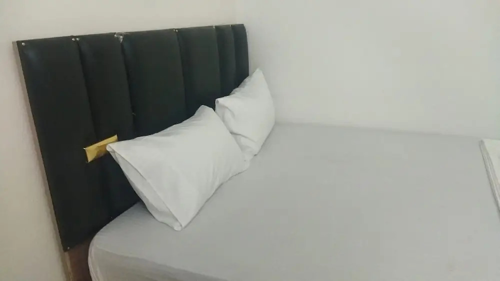 Бангалор: White Stone Apartments