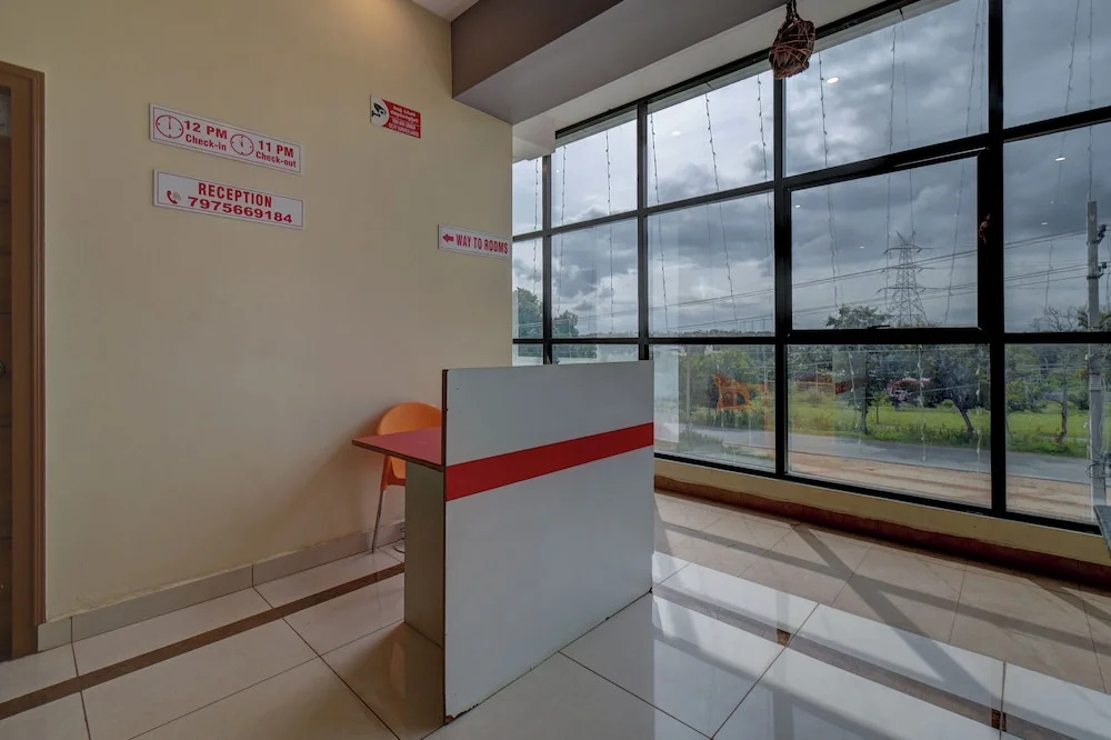 Palahalli: Hotel Light House Comforts - Mysore