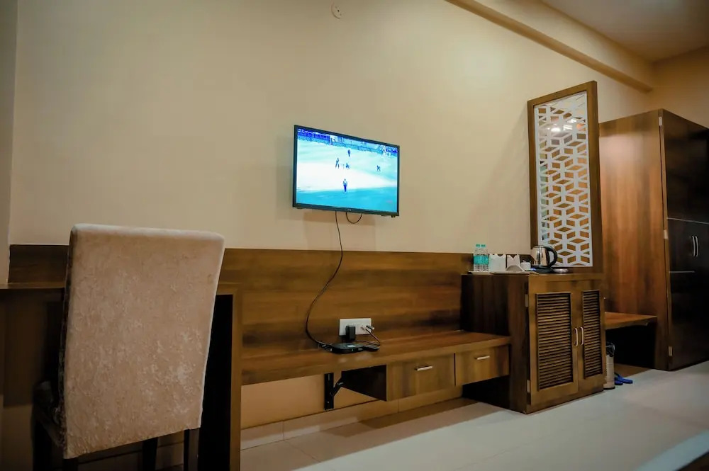 Bilaspur: Hotel Royal Celebration