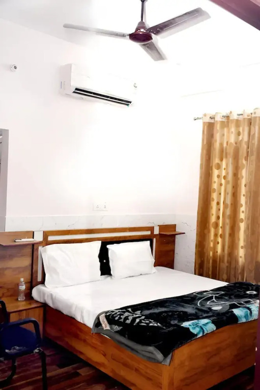 Файзабад: Siyaji Guest House