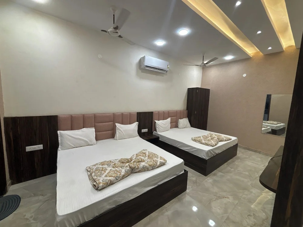 Амритсар: Hotel KR 5Mins Walk From Golden Temple