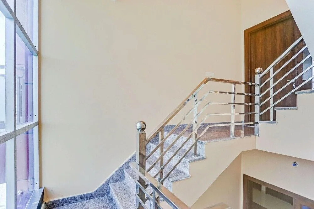 Hotel Mohan Palace — фото 1