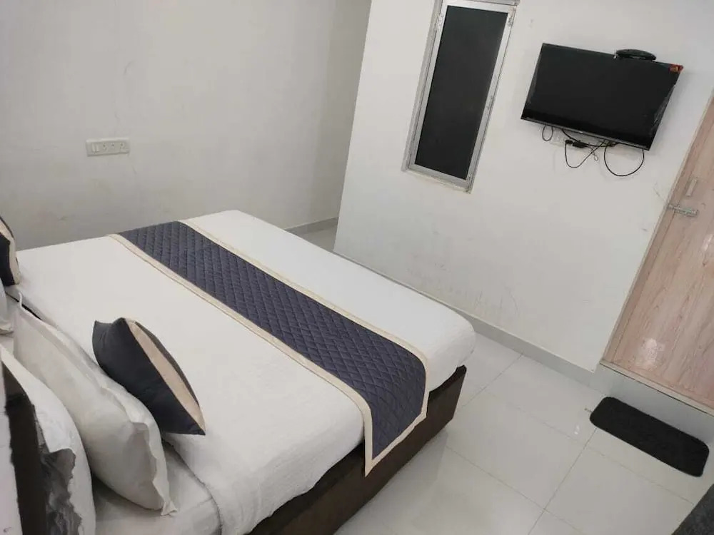 Ченнаи: Eben Service Apartment