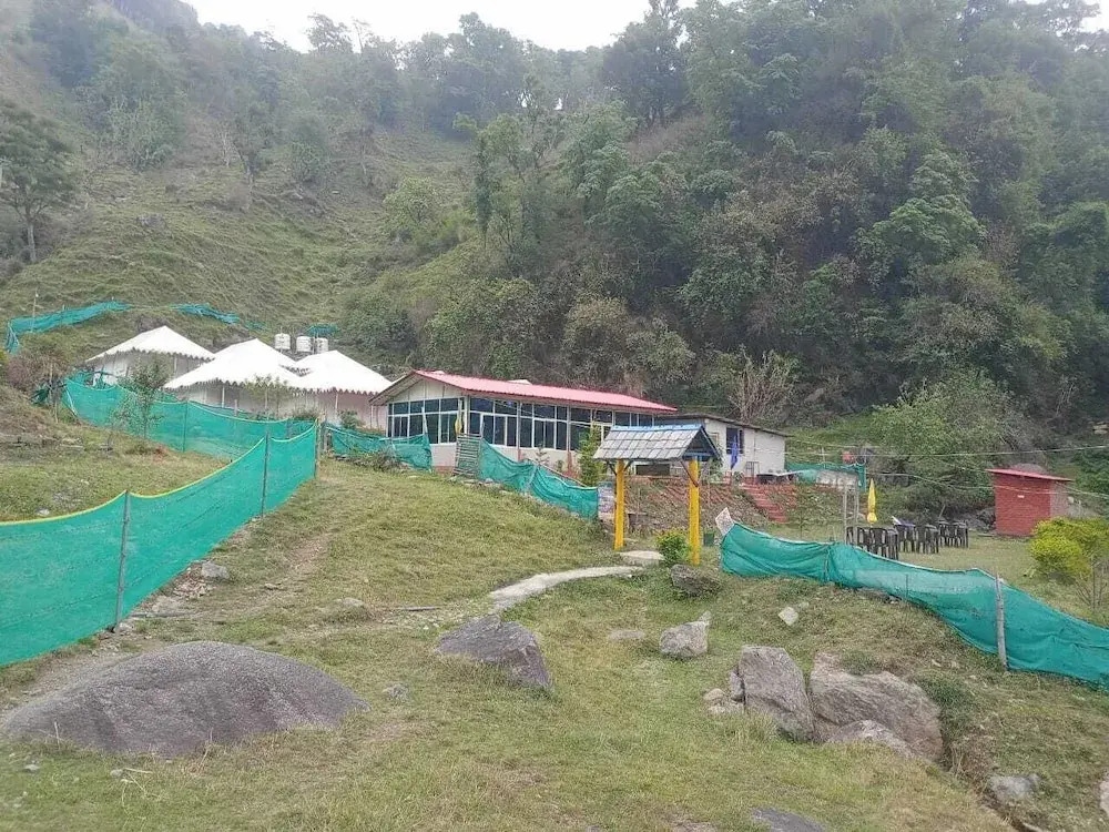 Бир: nomadic soul camps