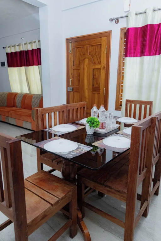 Кушалнагар: Coorg Residency Homestay